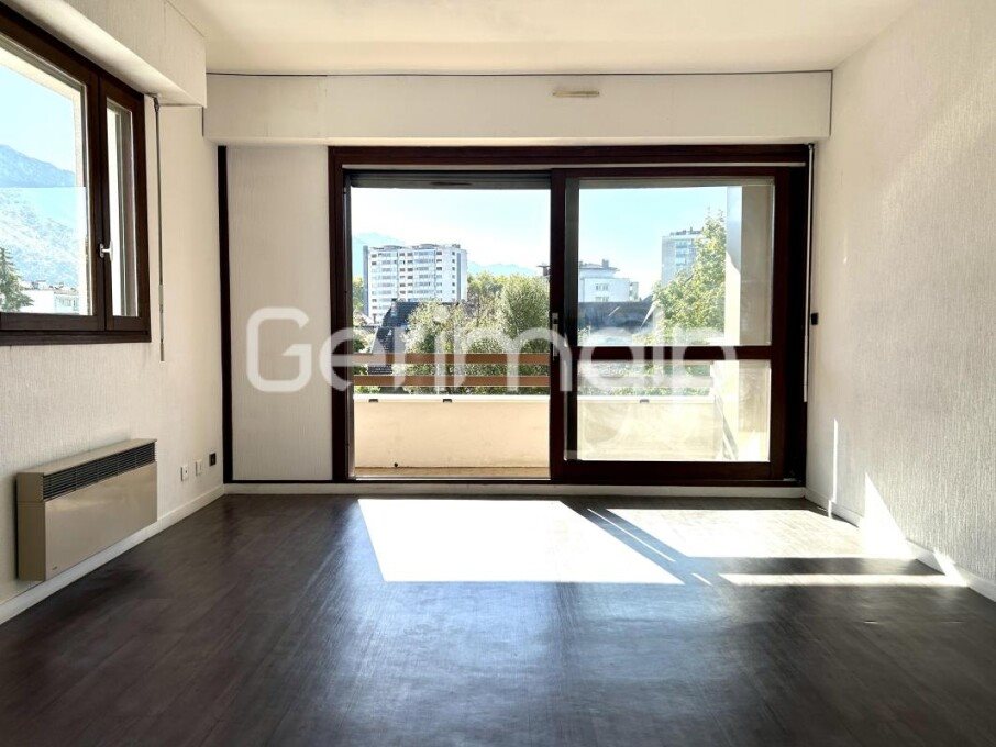 Appartement à louer, 59m², Annecy
