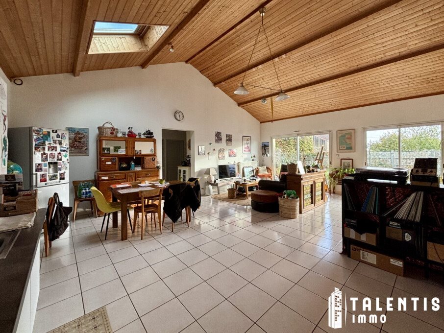Maison à louer, 84m², Cheix-en-Retz