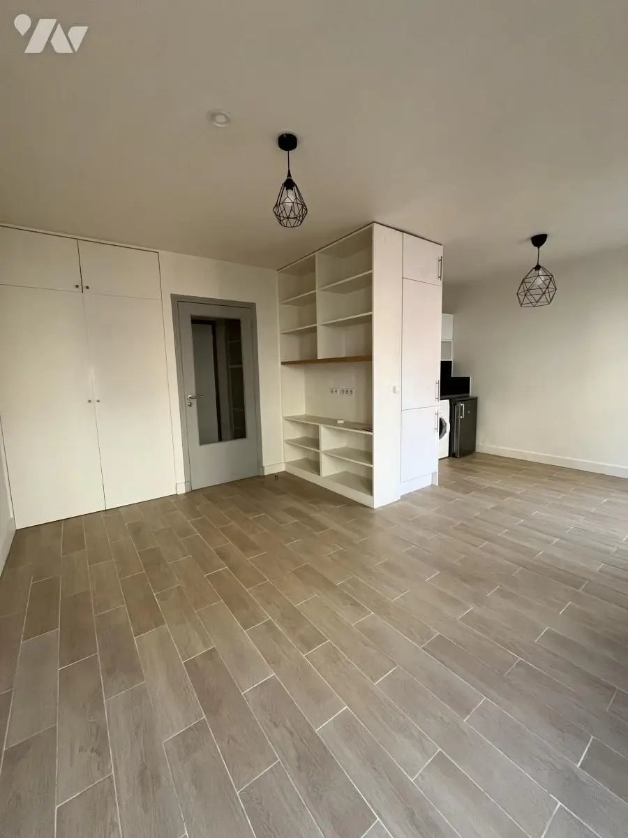 Appartement à louer, 27m², Versailles