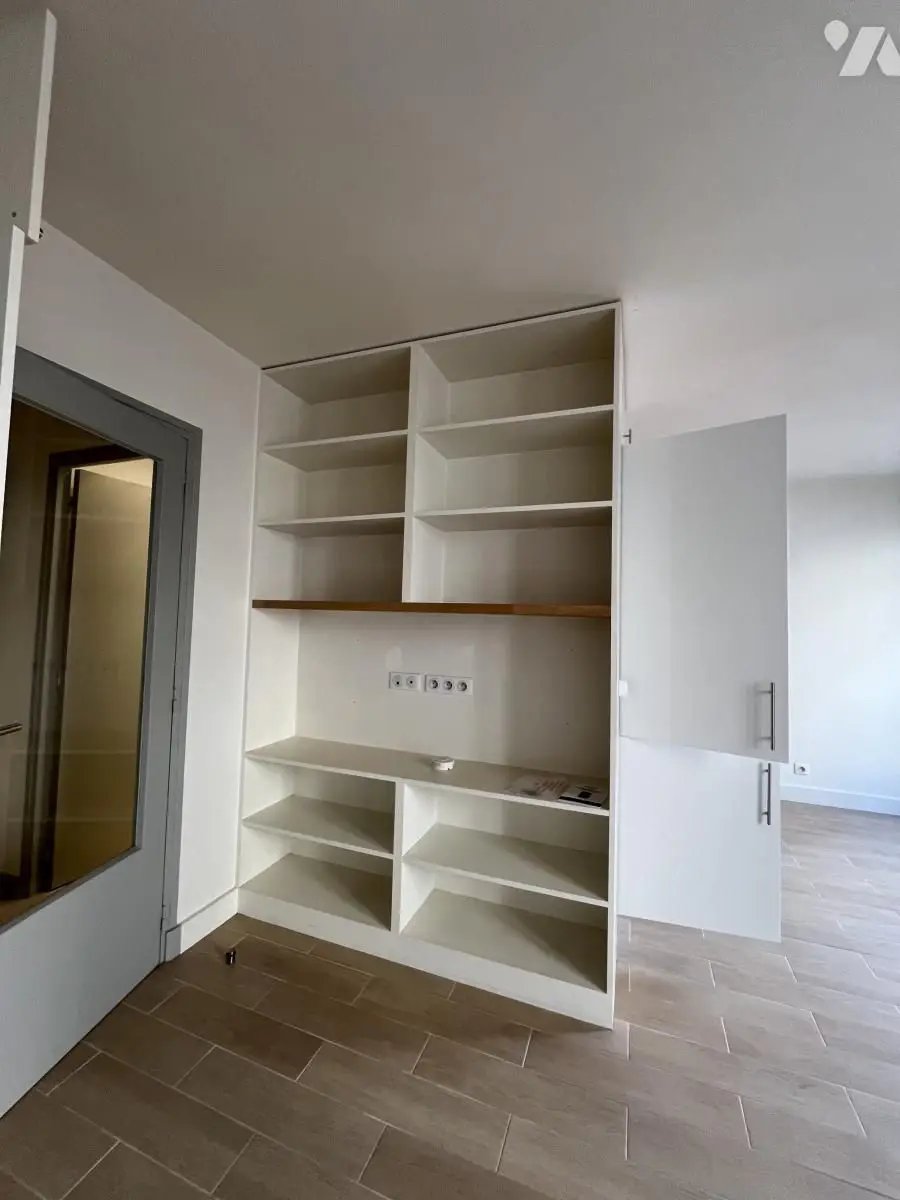 Appartement à louer, 27m², Versailles