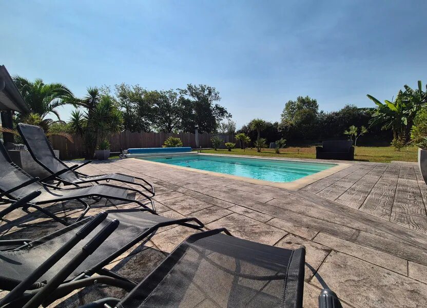 Maison à vendre, 140m², Urcuit