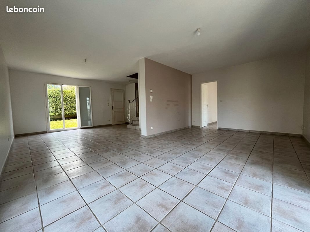 Maison à louer, 125m², Fontaines-sur-Saône