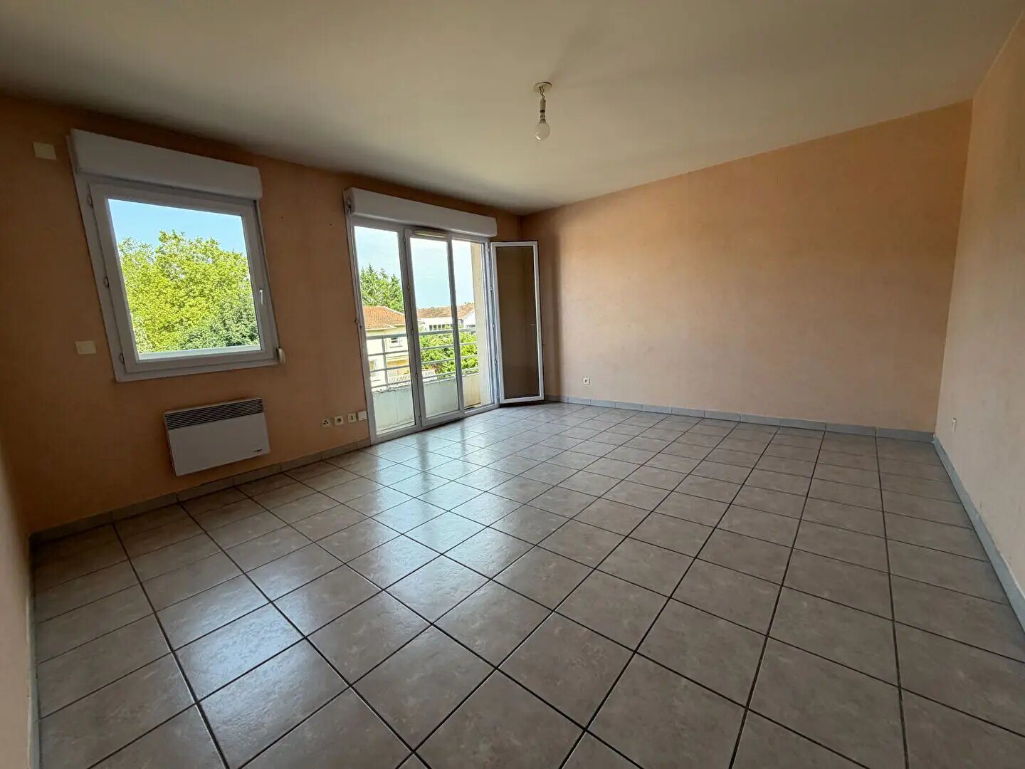 Appartement à louer, 52m², Sathonay-Camp