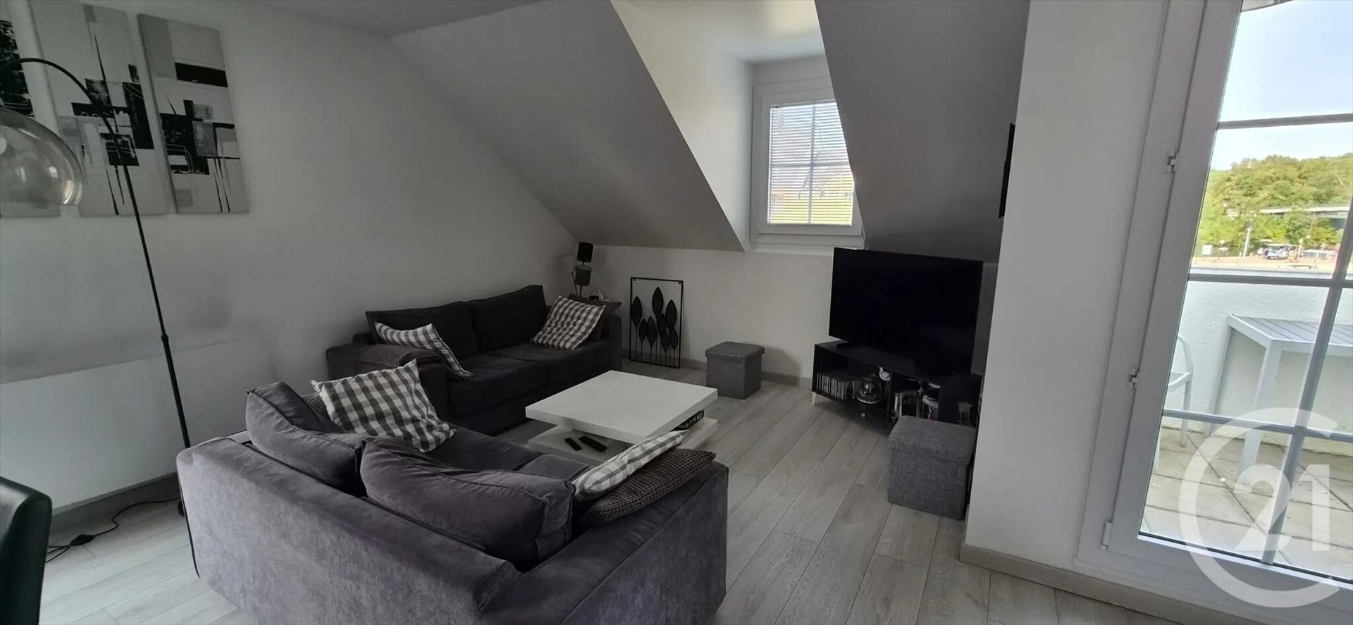 Appartement à louer, 104m², Cergy