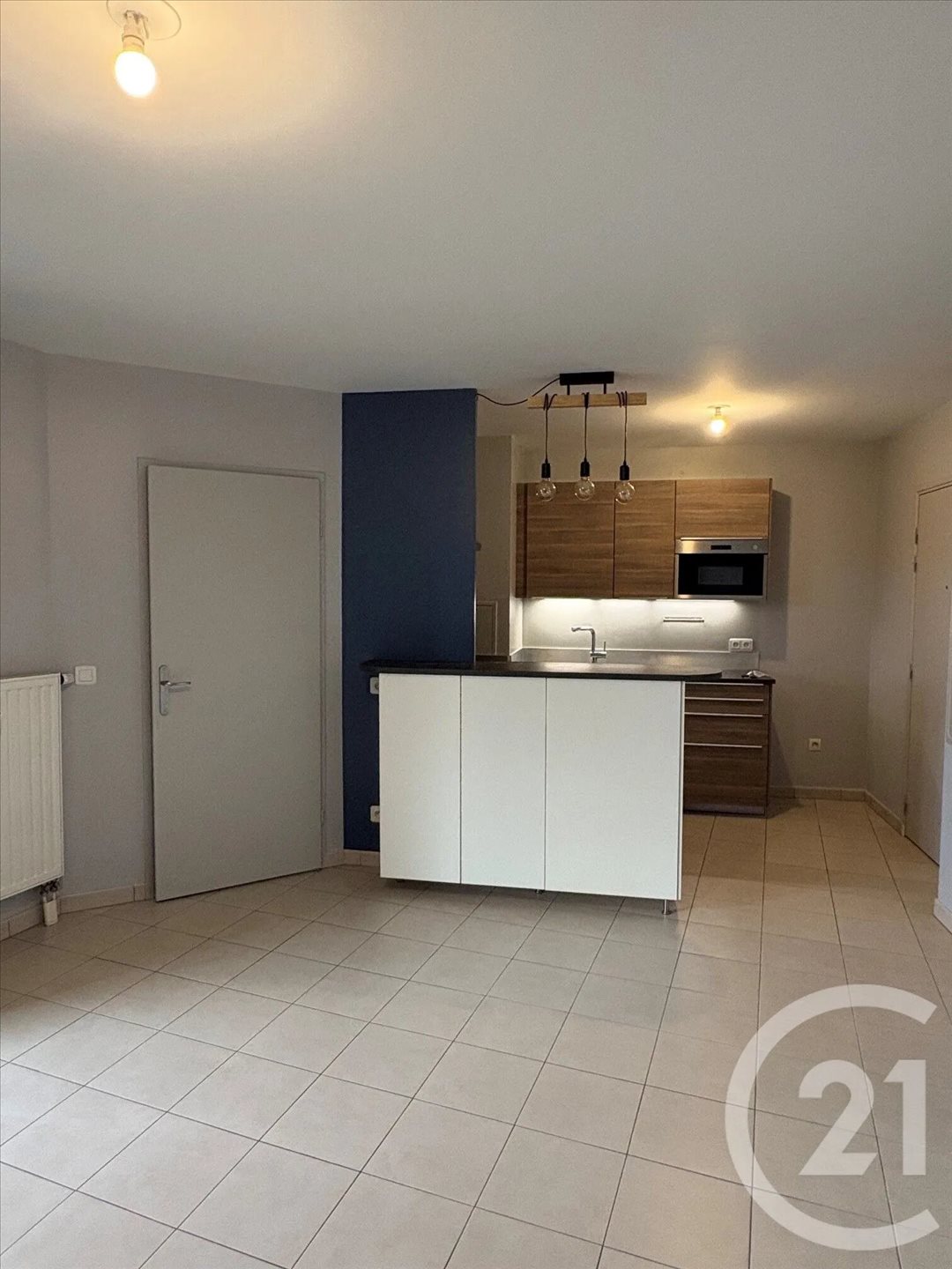 Appartement à louer, 46m², Cergy