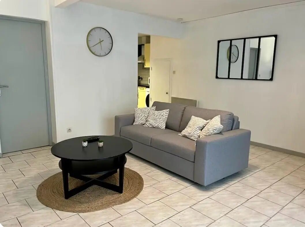 Appartement à louer, 82m², Rochefort
