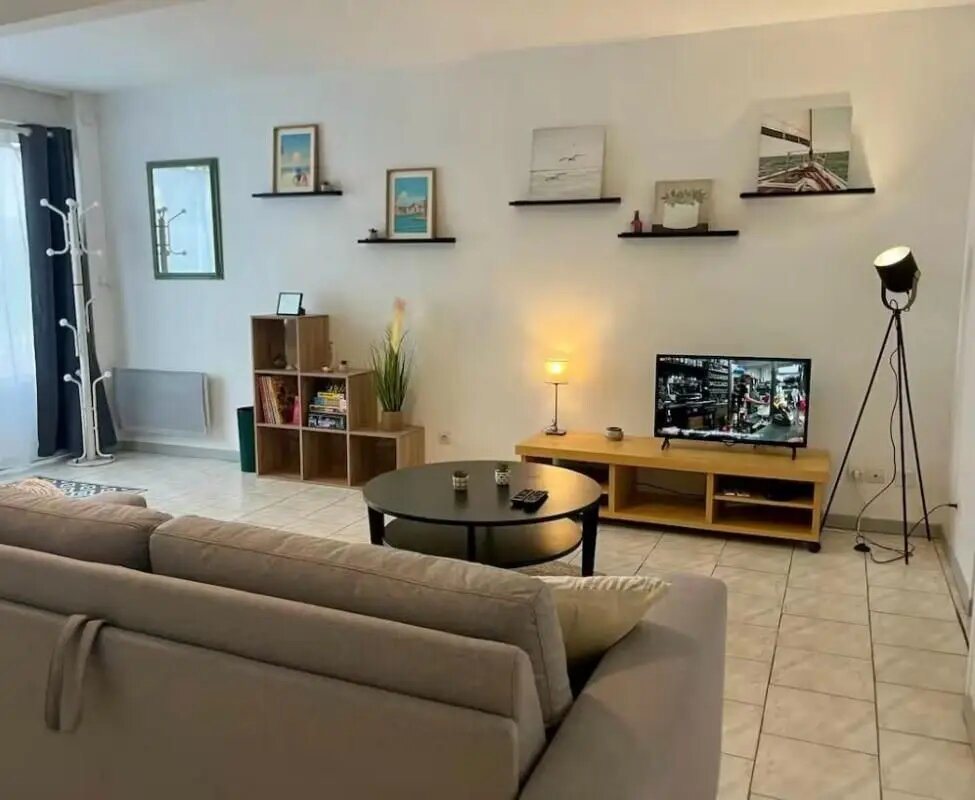 Appartement à louer, 82m², Rochefort