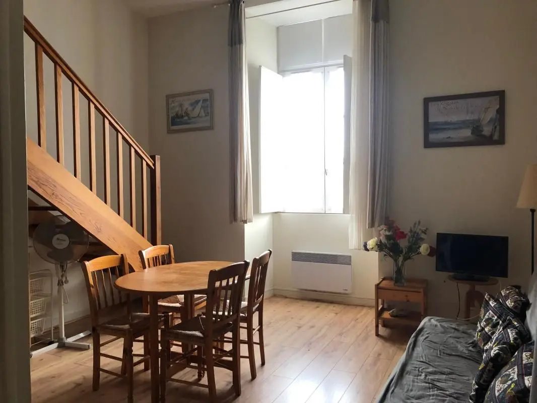 Appartement à louer, 44m², Rochefort