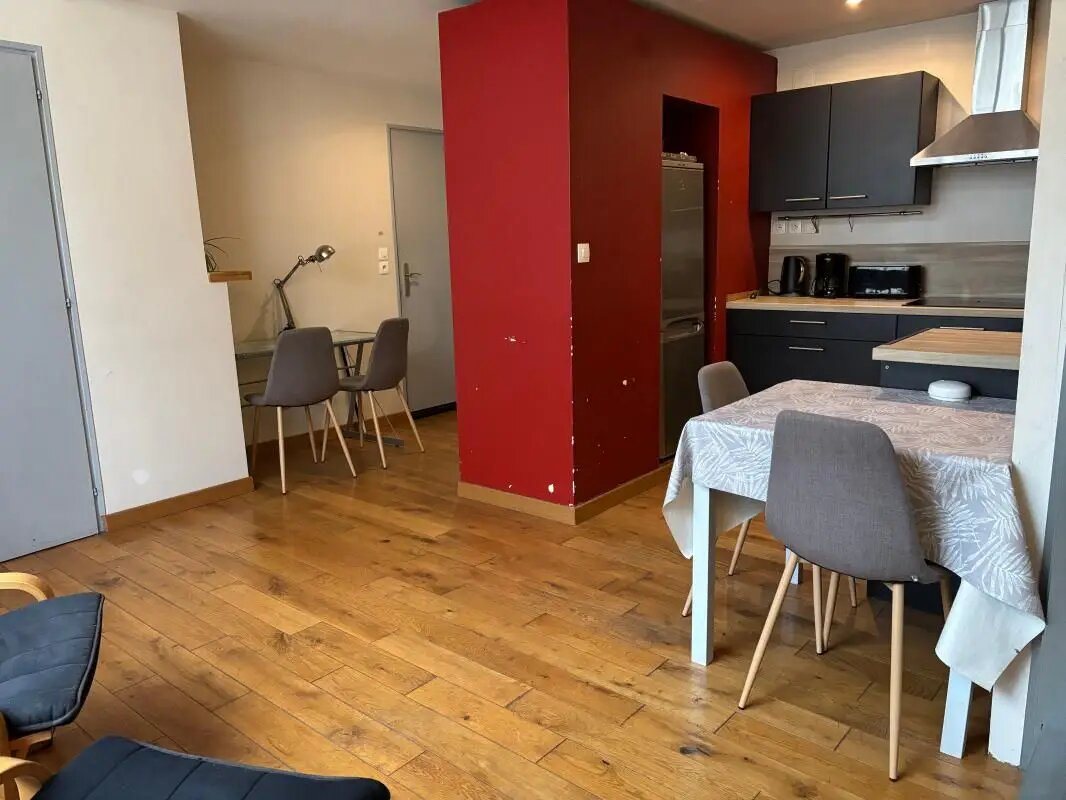 Appartement à louer, 45m², Rochefort