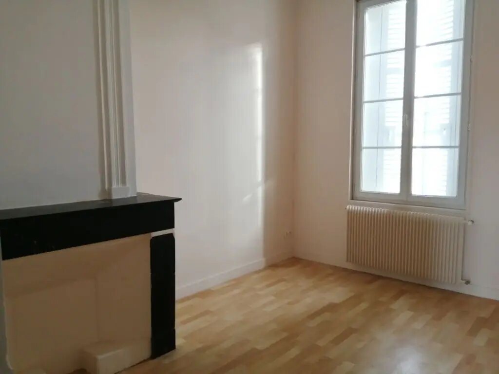 Appartement à louer, 53m², Rochefort