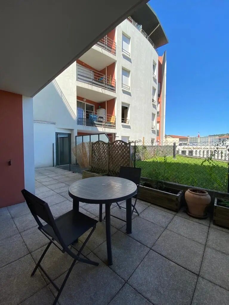 Appartement à louer, 38m², Oullins