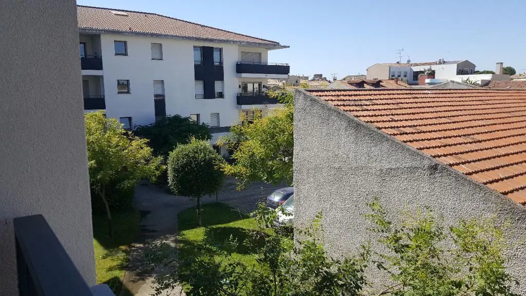 Appartement à louer, 34m², Lunel