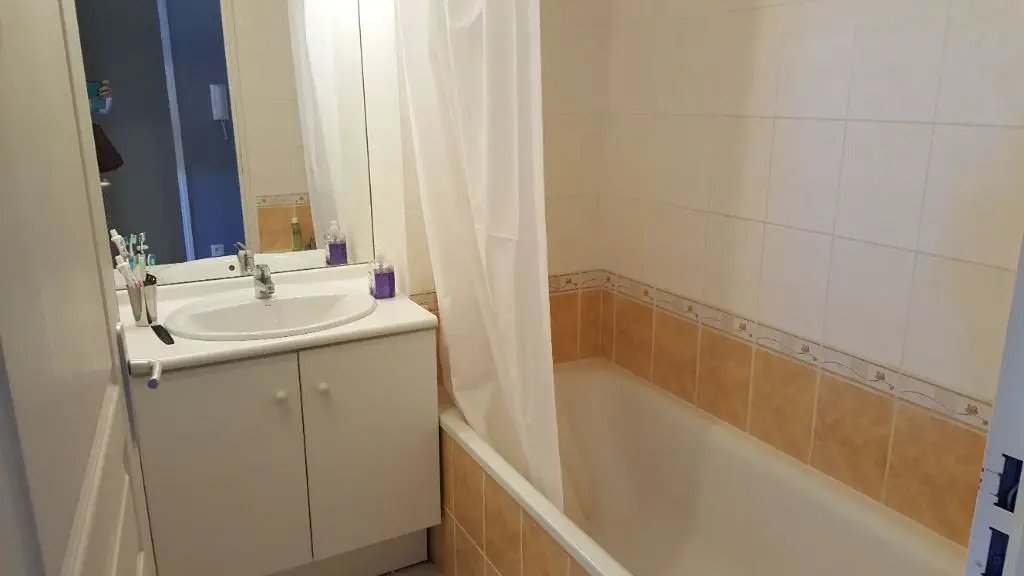 Appartement à louer, 34m², Lunel
