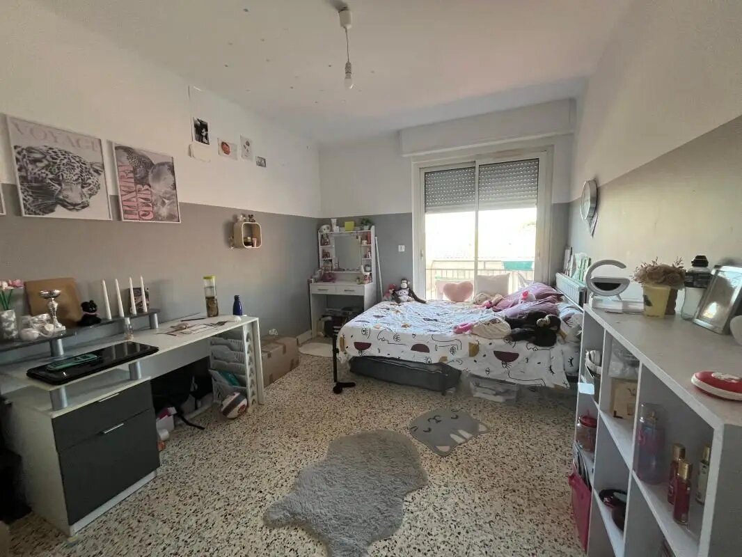 Appartement à louer, 79m², Lunel