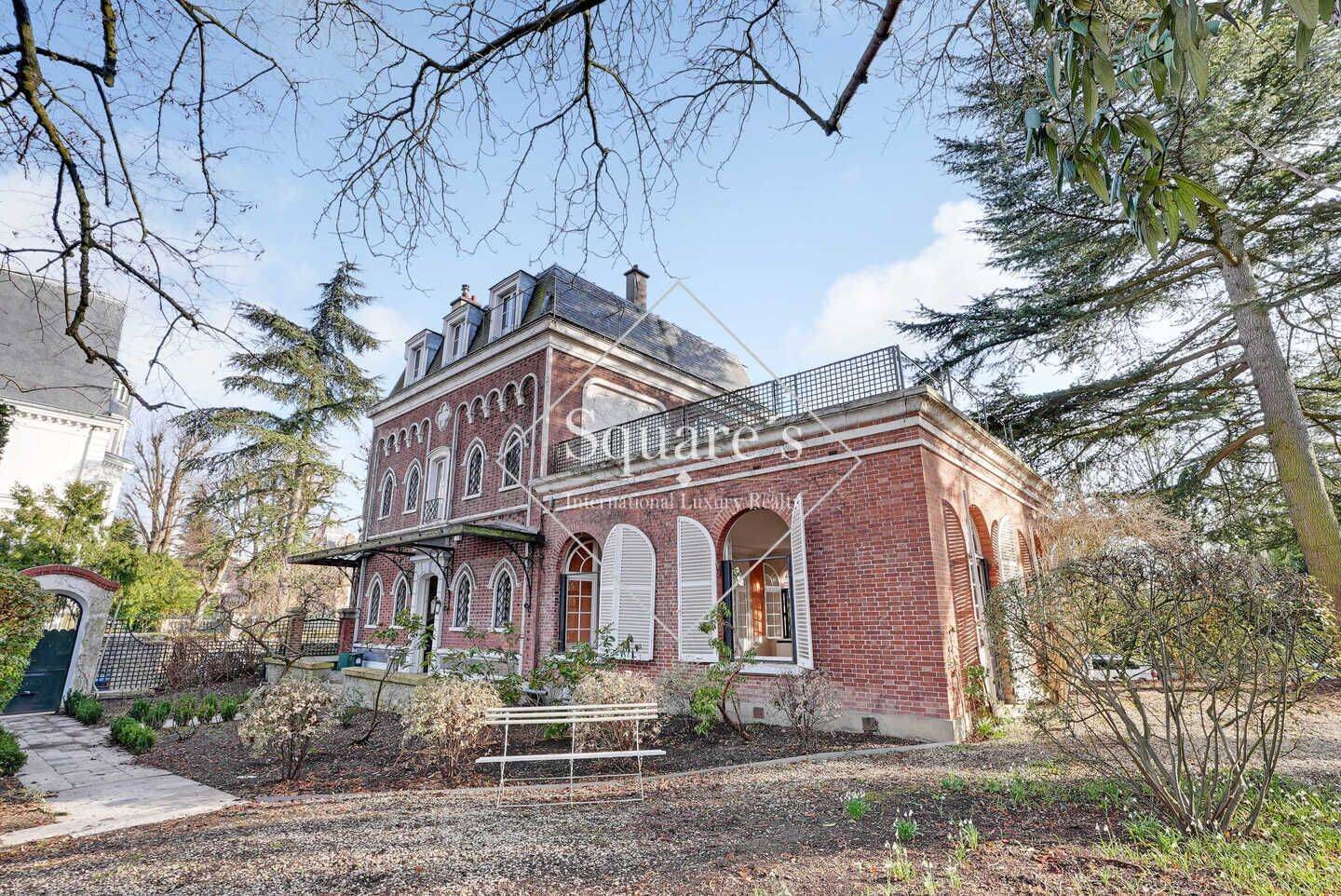 Maison à vendre, 360m², Garches