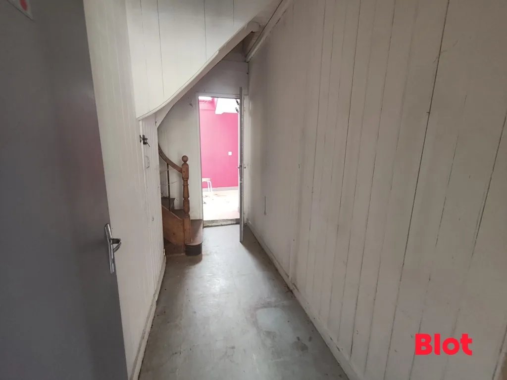 Maison à vendre, 69m², Guipel