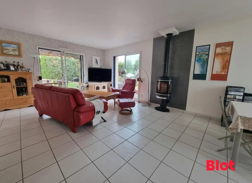 Maison à vendre, 125m², Montreuil-le-Gast