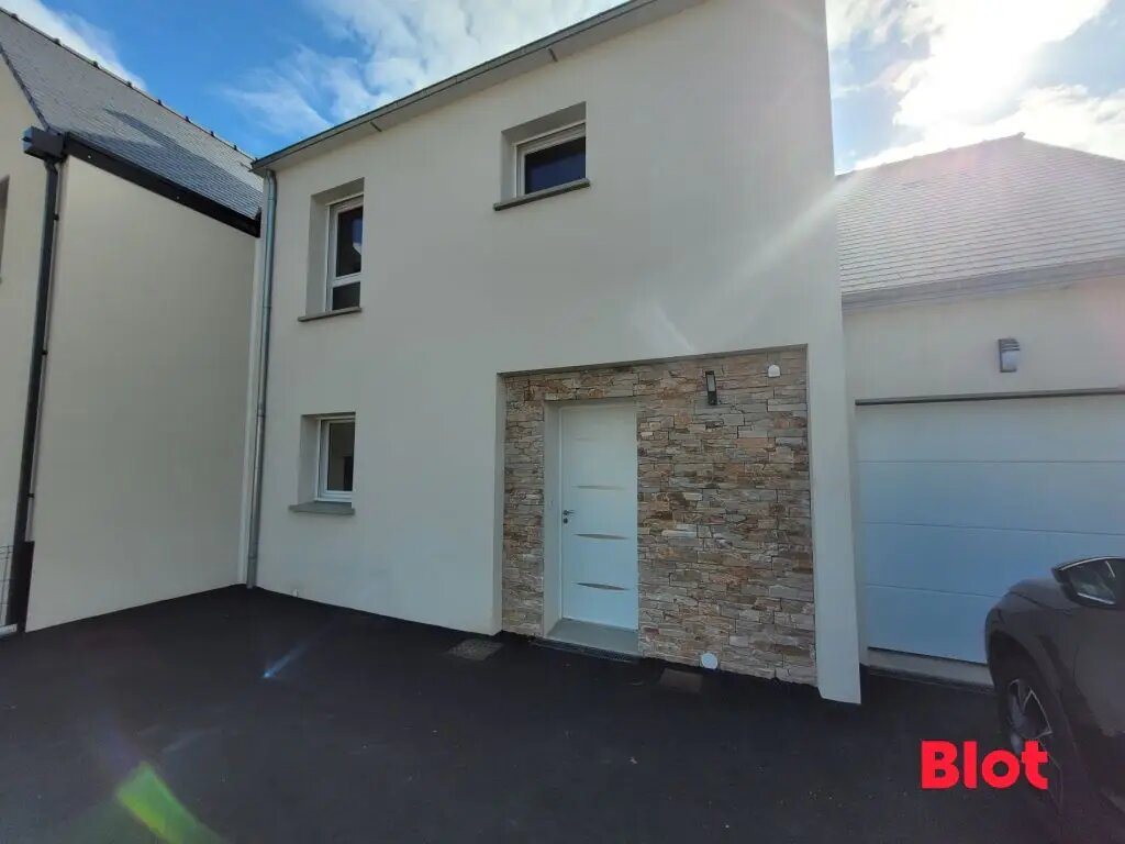Maison à louer, 104m², Montreuil-le-Gast