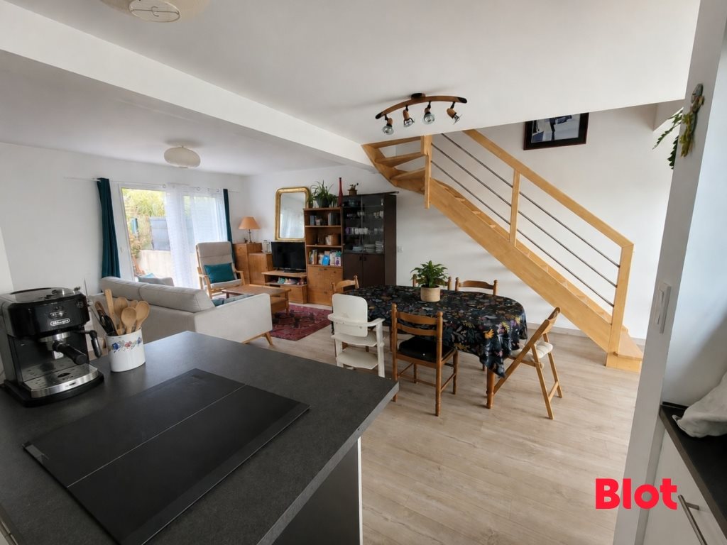 Maison à louer, 99m², Melesse