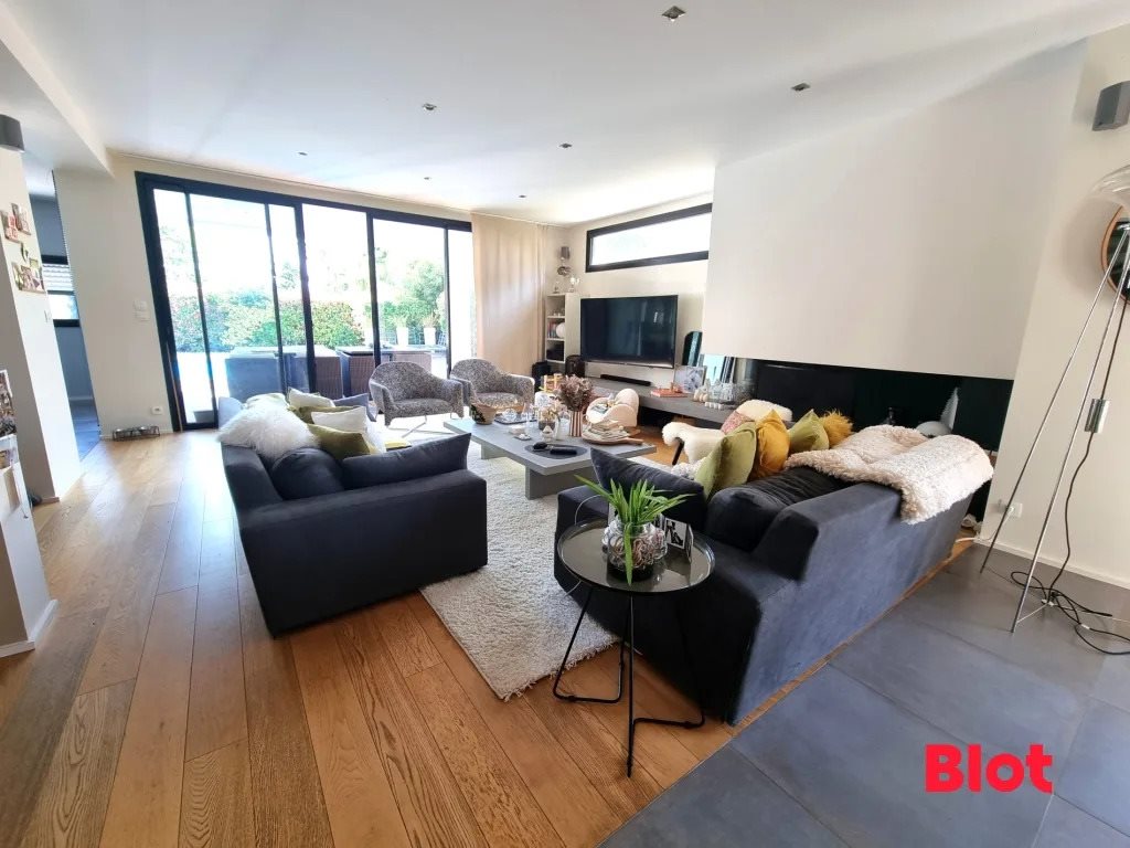 Maison à vendre, 165m², Melesse
