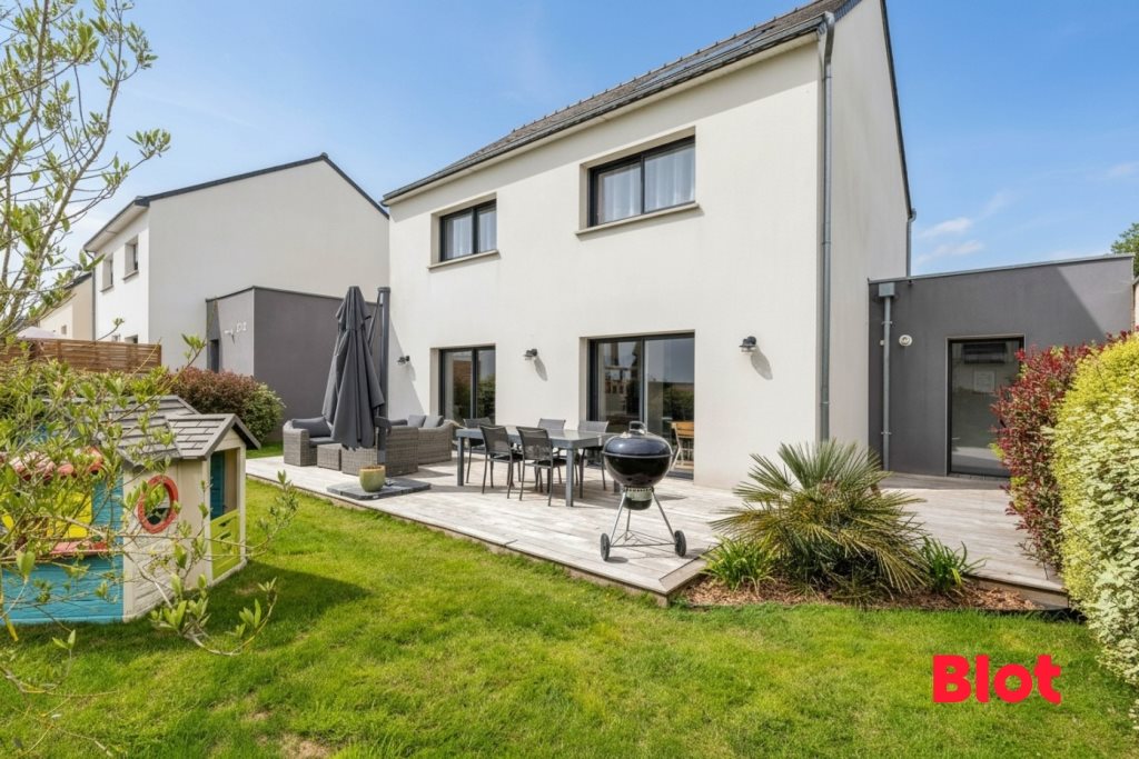 Maison à vendre, 121m², Gévezé