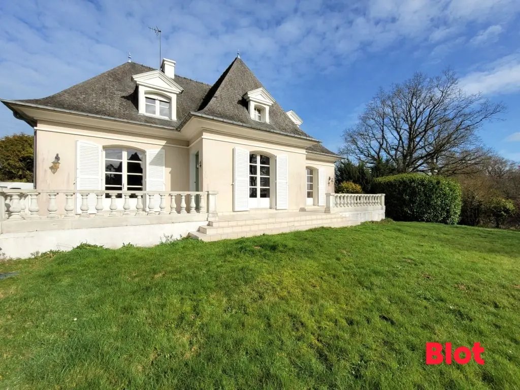 Maison à louer, 182m², Vignoc