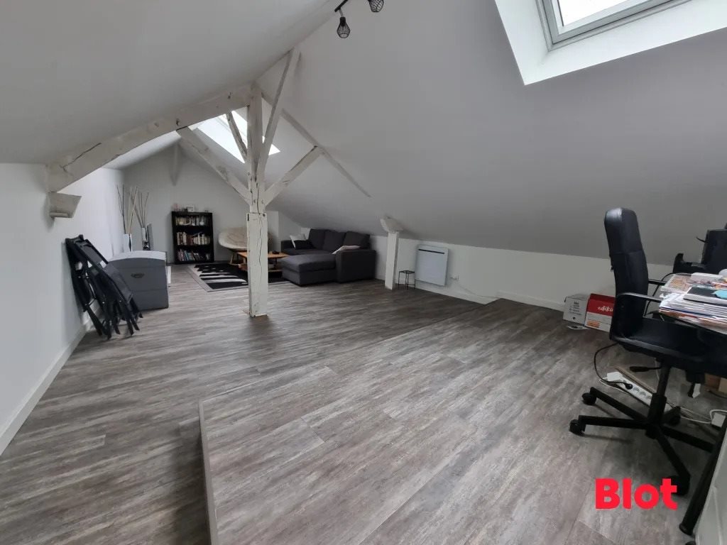 Maison à vendre, 355m², Montreuil-le-Gast