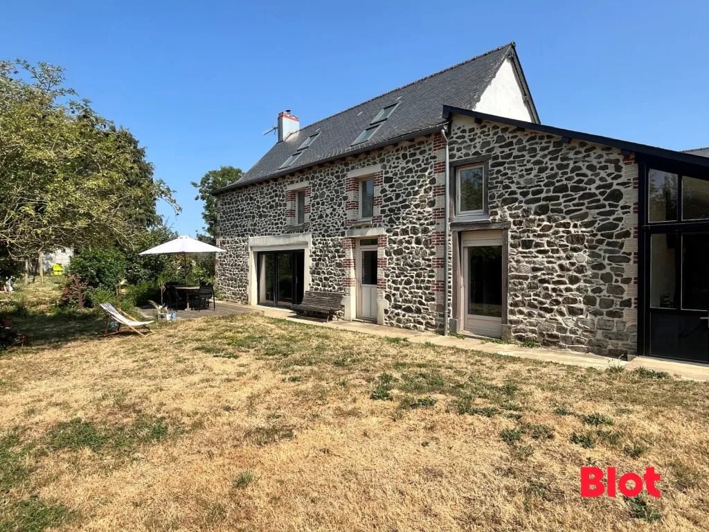 Maison à vendre, 161m², La Mézière