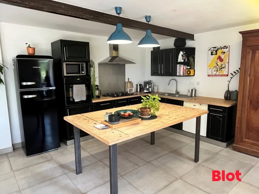 Maison à vendre, 161m², La Mézière