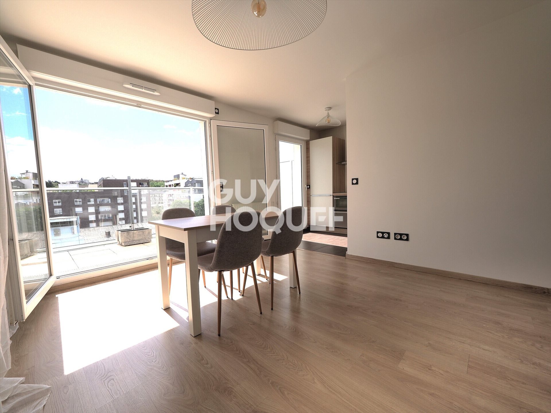 Appartement à louer, 45m², Romainville