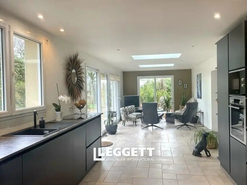 Maison à vendre, 303m², Canville-la-Rocque