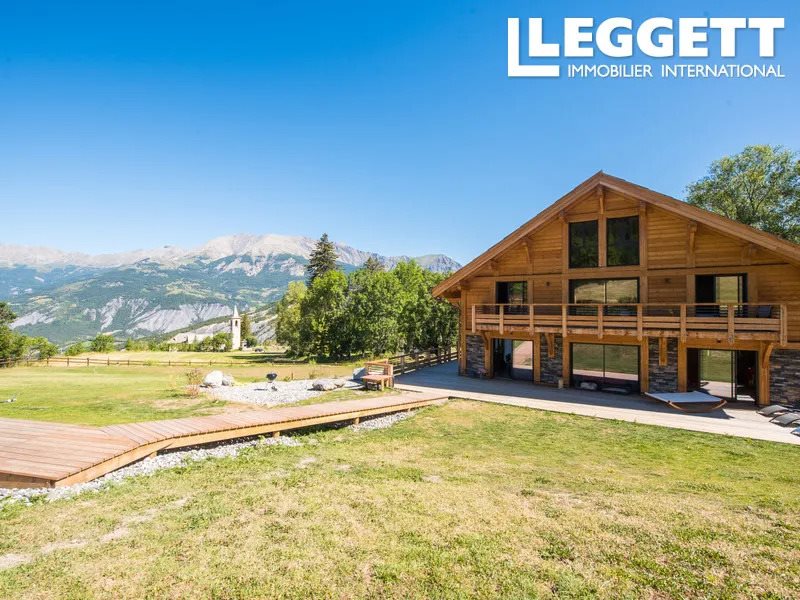 Maison à vendre, 380m², Enchastrayes