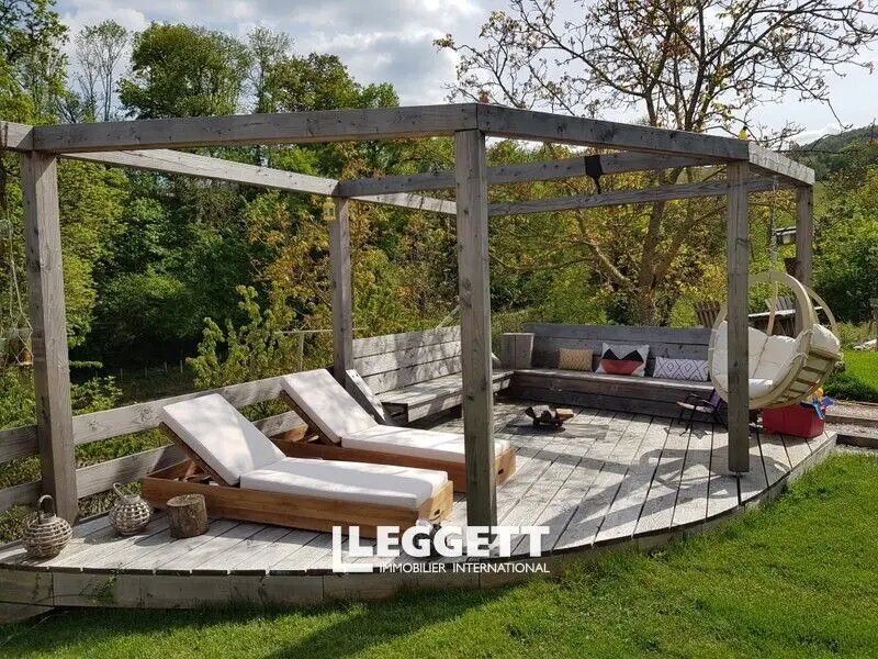 Maison à vendre, 350m², Saint-Didier-sur-Beaujeu