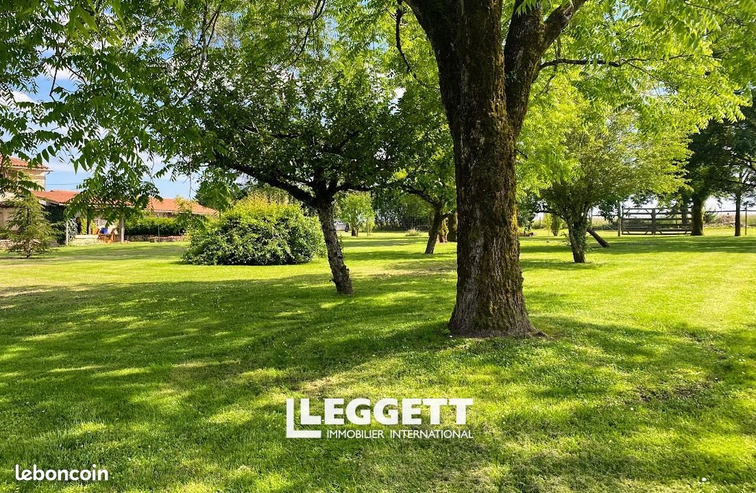 Maison à vendre, 375m², Cellefrouin