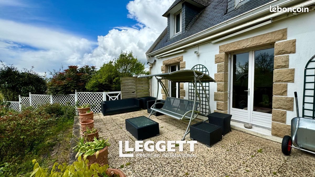 Maison à vendre, 164m², Spézet