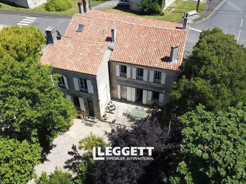 Maison à vendre, 404m², Barbezieux-Saint-Hilaire