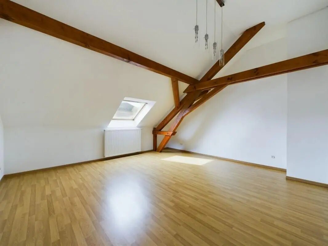 Appartement à louer, 92m², Lutzelhouse