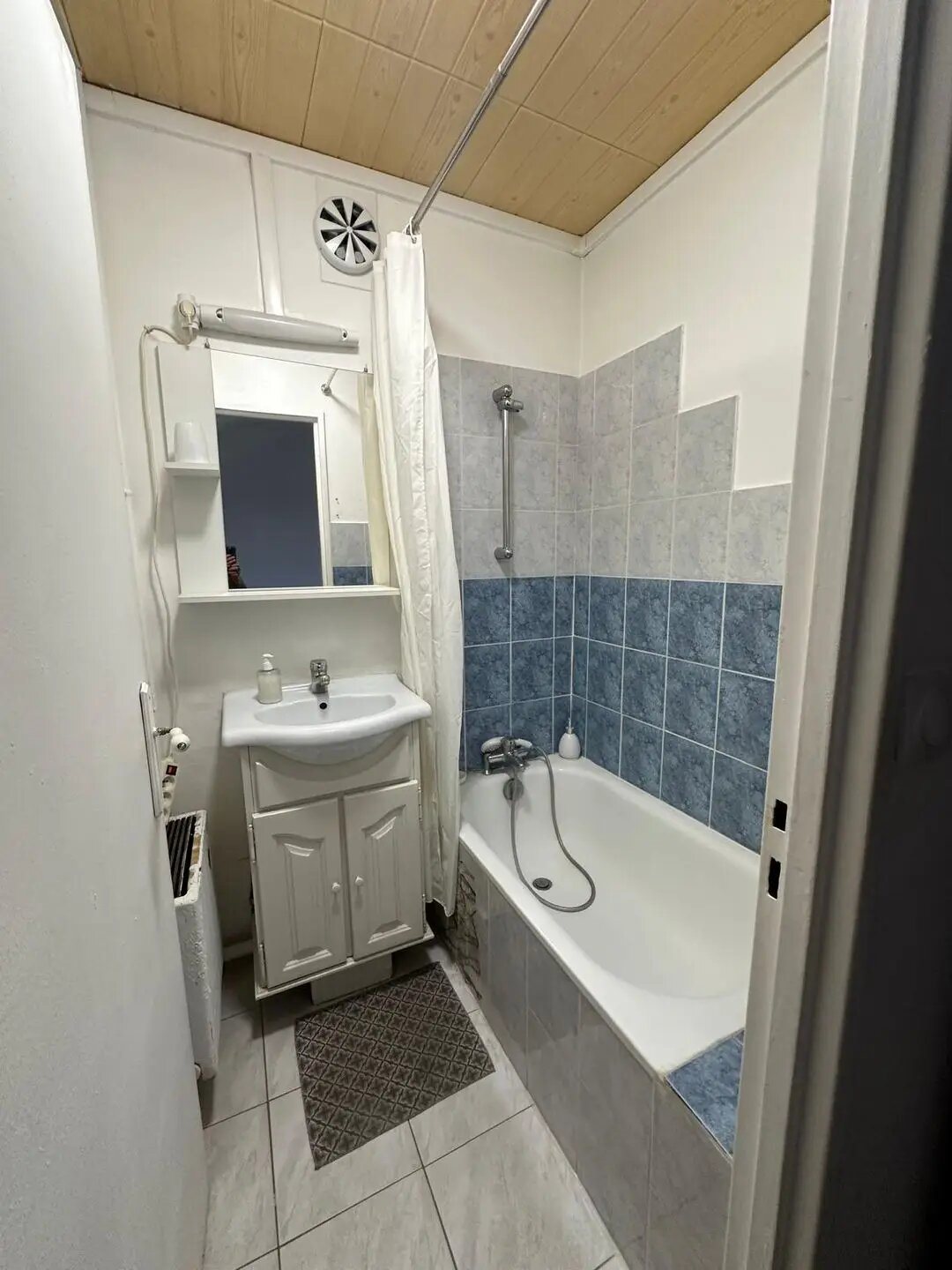 Appartement à louer, 28m², Rosny-sous-Bois