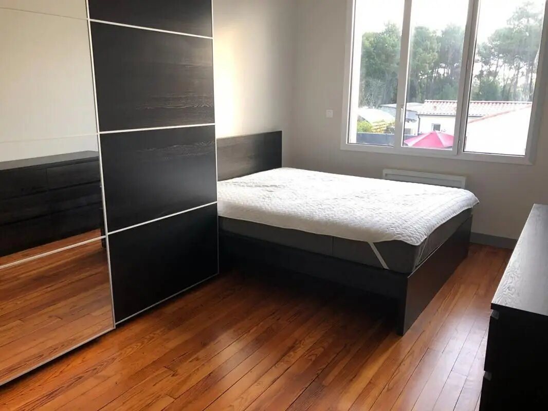 Appartement à louer, 62m², Créon