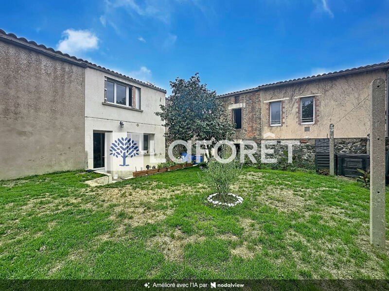 Maison à vendre, 97m², Montournais