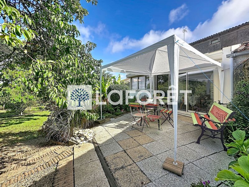 Maison à vendre, 169m², Saint-Paul-en-Gâtine