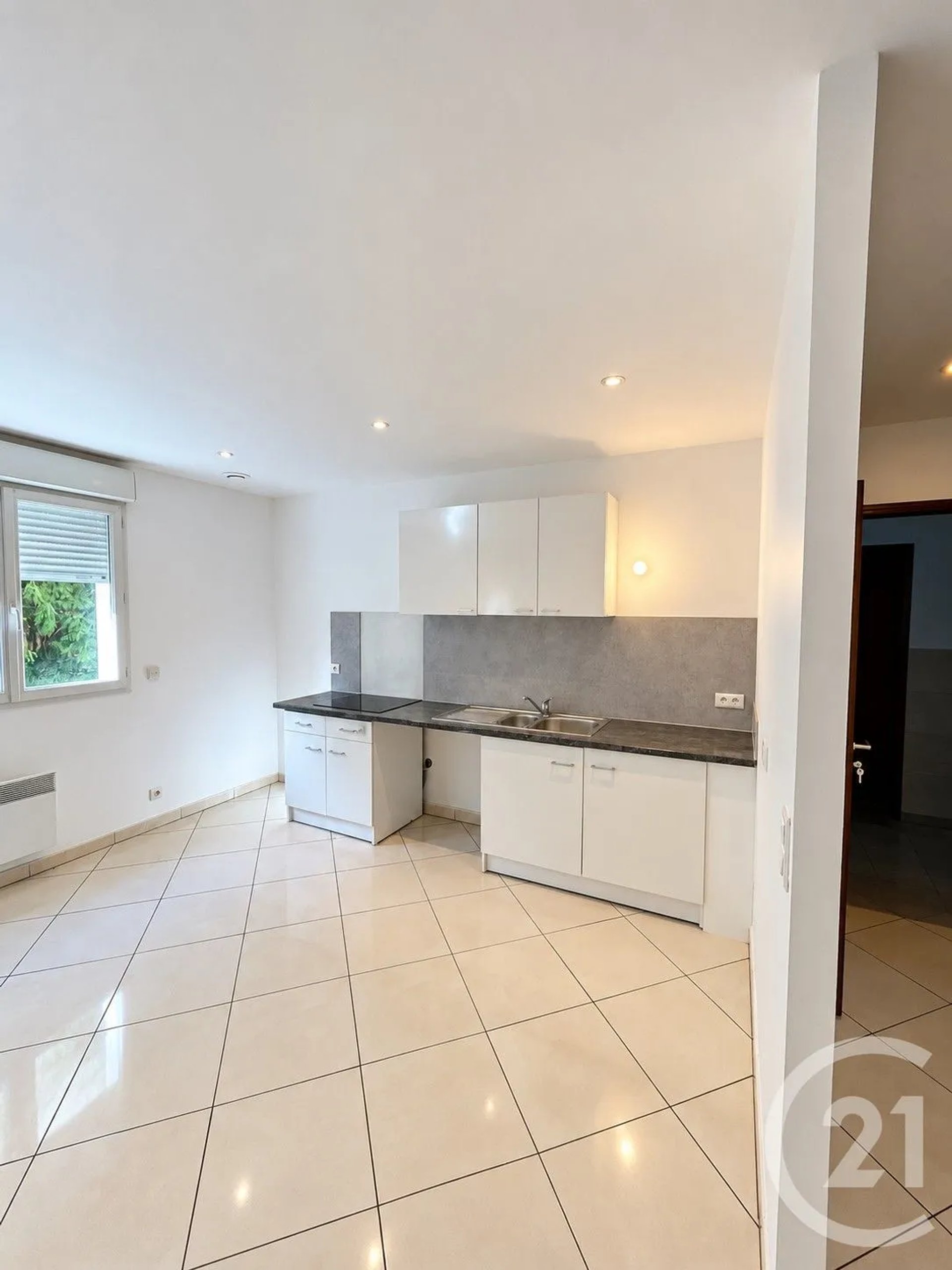 Appartement à louer, 76m², Mandres-les-Roses