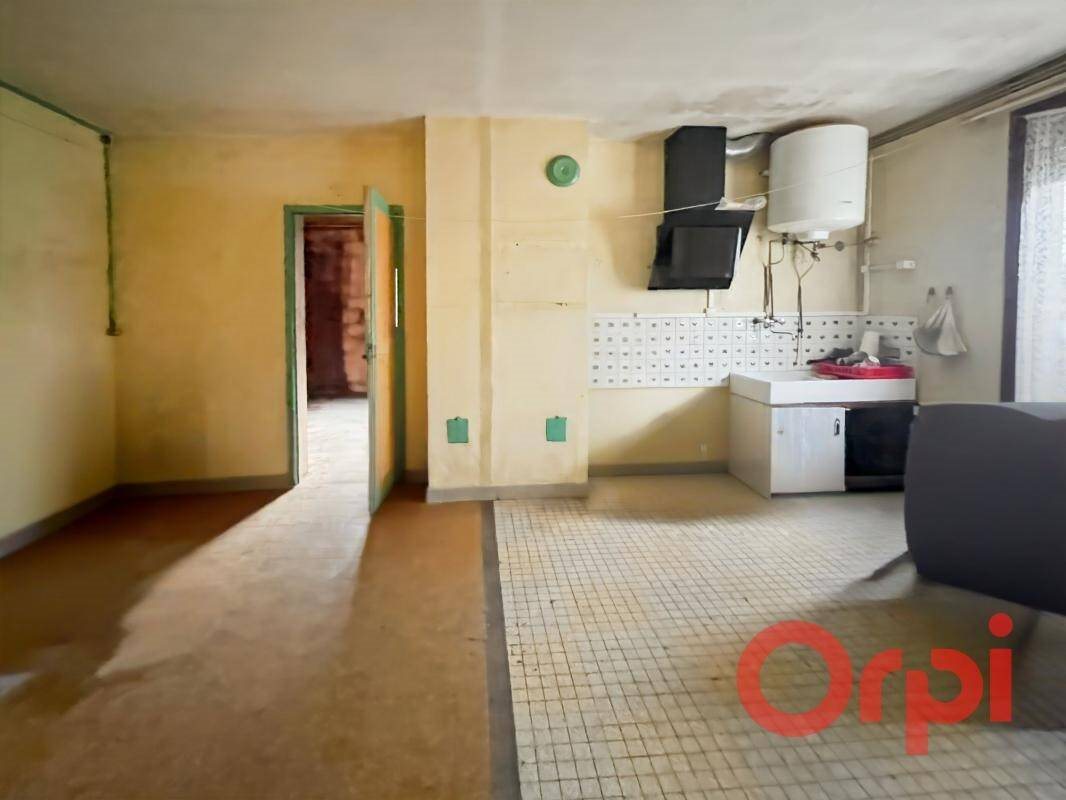 Maison à vendre, 105m², Ainay-le-Château