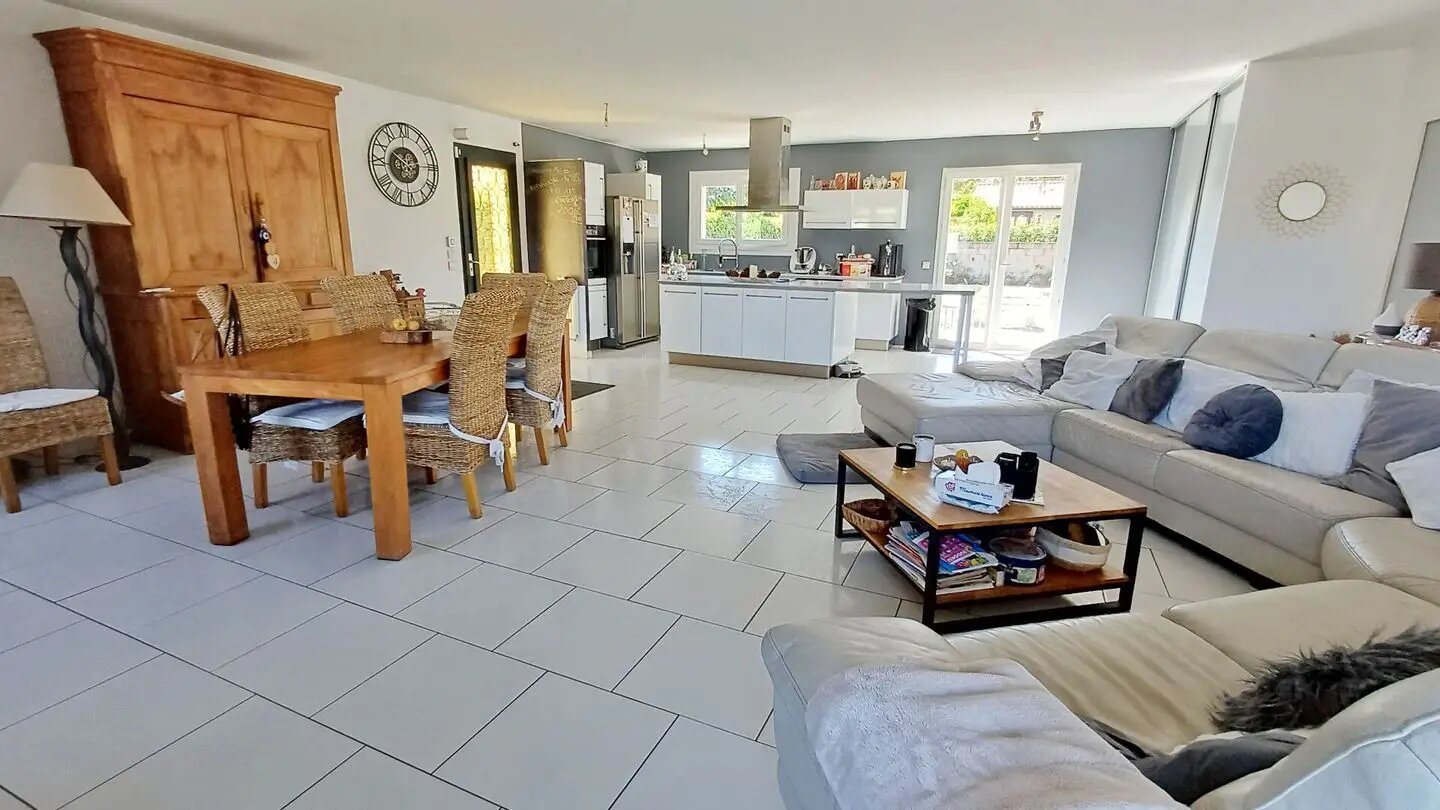 Maison à vendre, 121m², Cestas