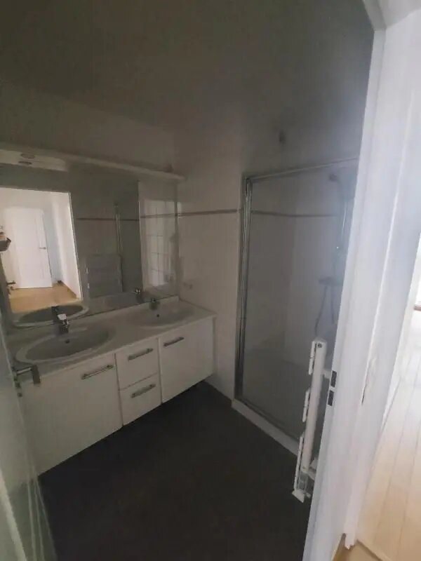Appartement à louer, 114m², Lormont