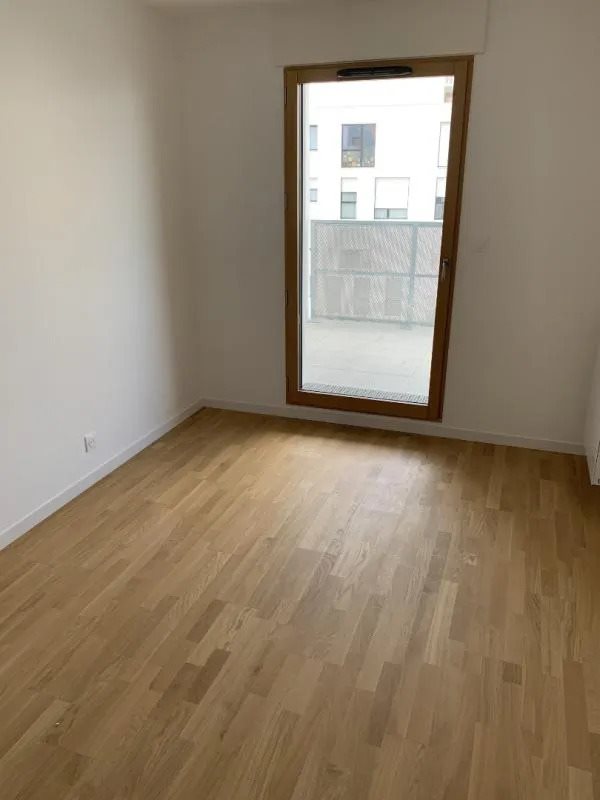 Appartement à louer, 75m², Bègles