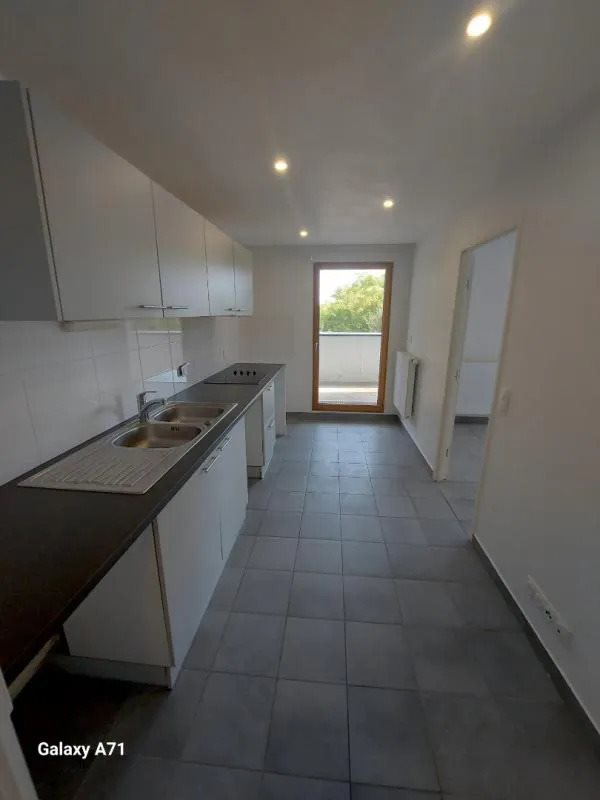 Appartement à louer, 78m², Bègles