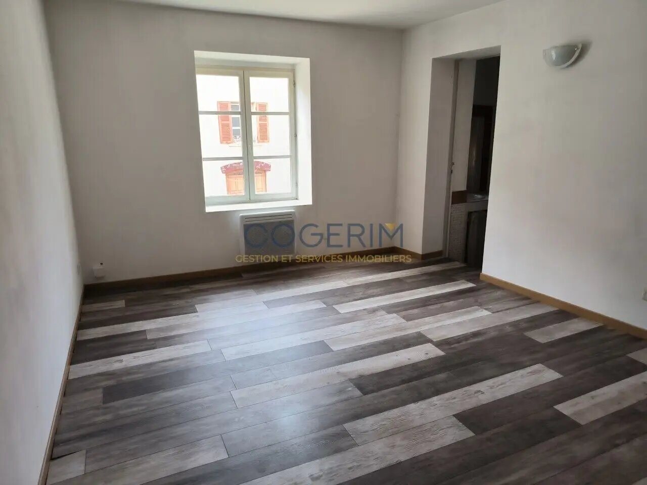 Appartement à louer, 82m², Odenas