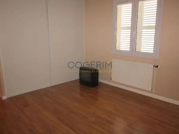 Appartement à louer, 101m², Blacé