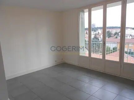 Appartement à louer, 55m², Vénissieux